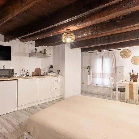 Centro Storico Di - Arc De San Marti Apartment Alghero