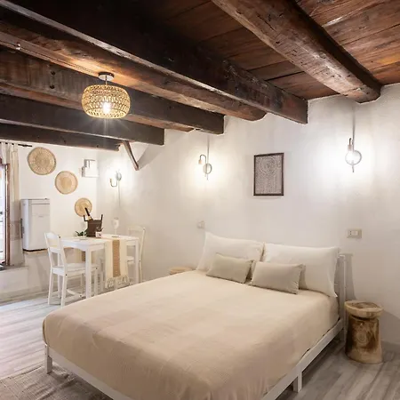 Centro Storico Di - Arc De San Marti Apartment Alghero